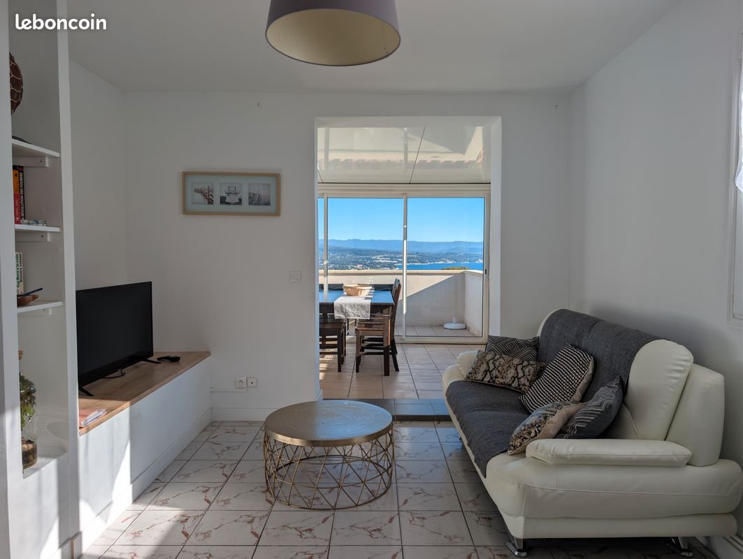 Appartement à louer, 90m², La Ciotat