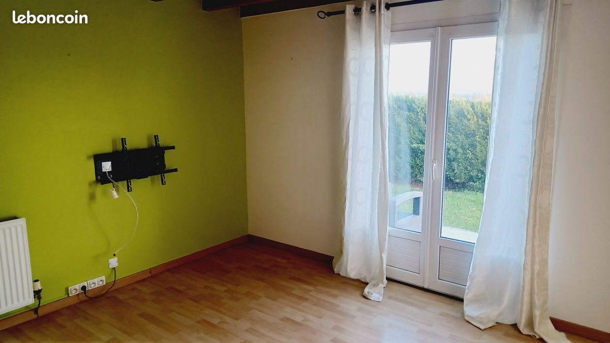 Maison à louer, 86m², Plonévez-du-Faou