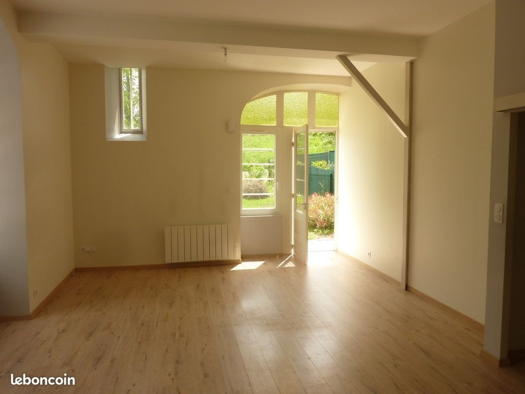 Appartement à louer, 95m², Nay