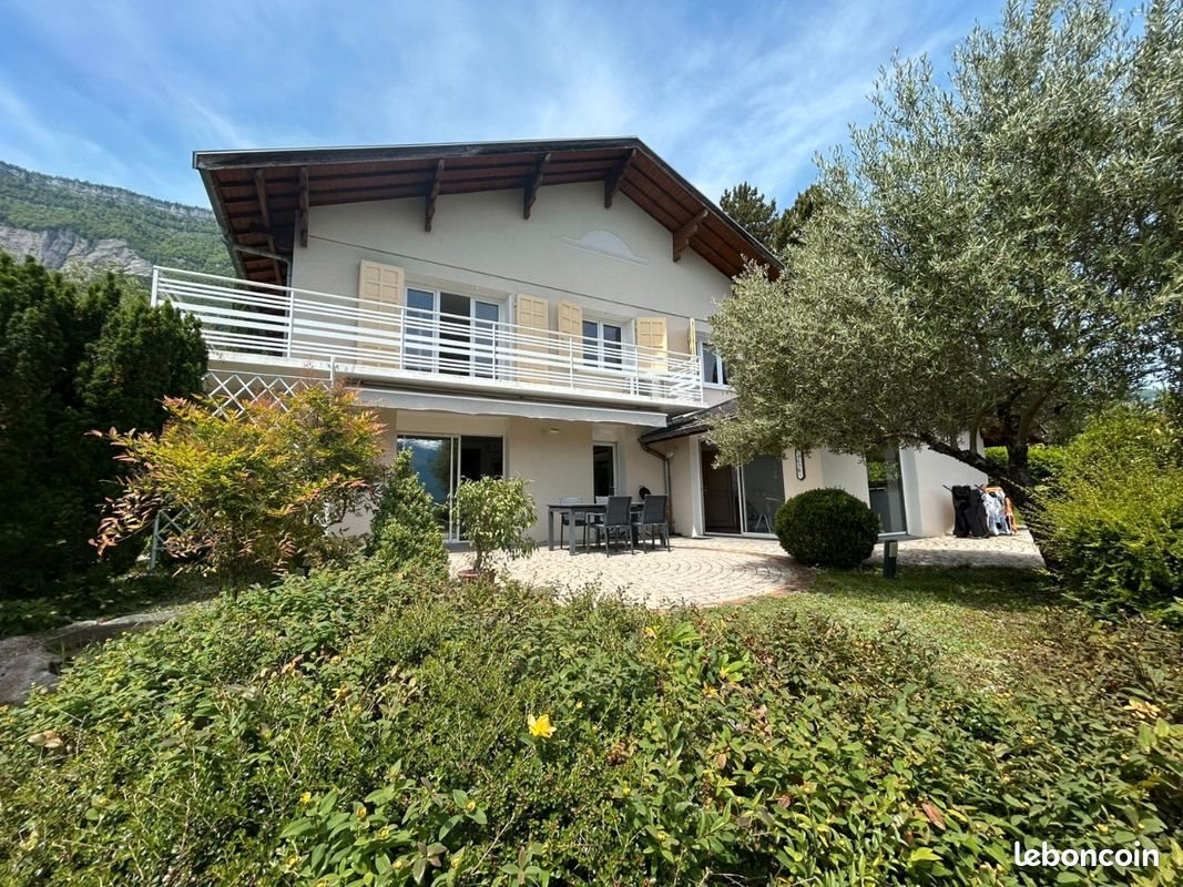 Maison à vendre, 214m², Saint-Ismier