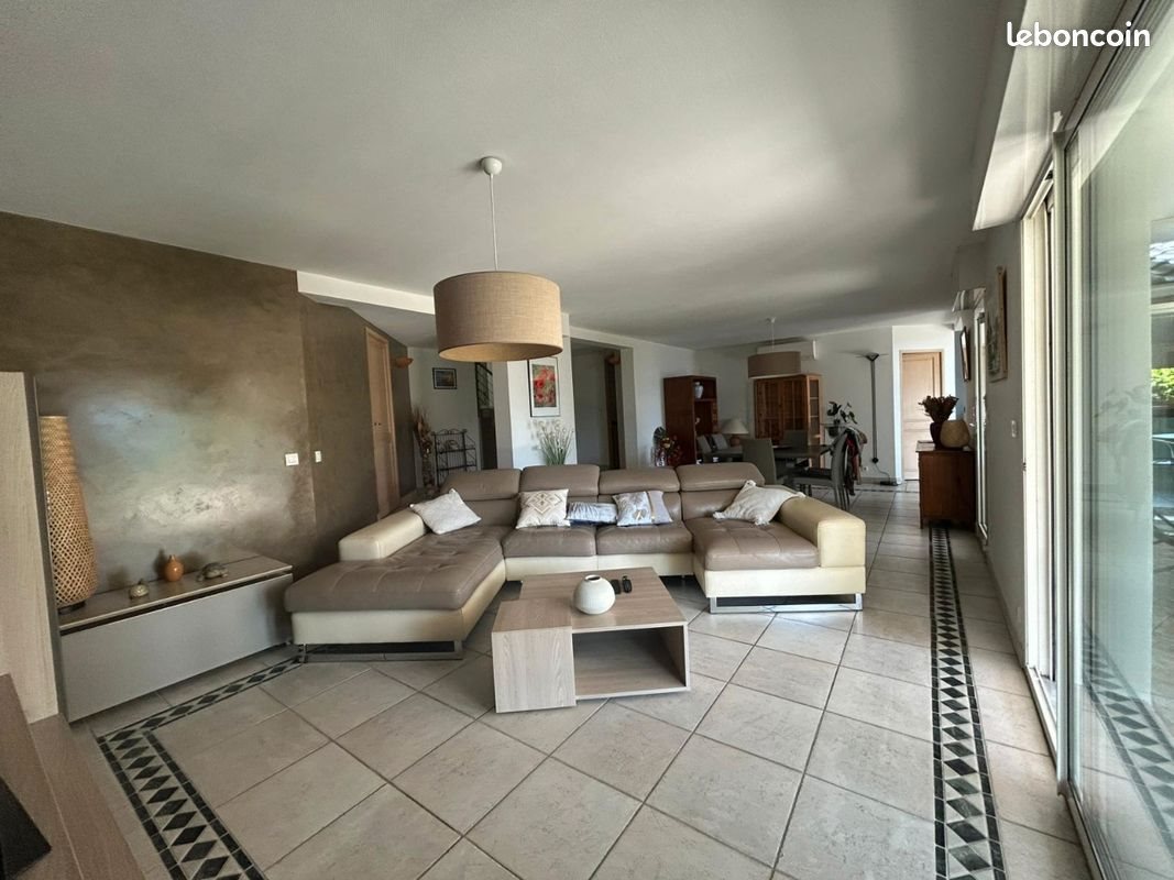 Maison à vendre, 214m², Saint-Ismier