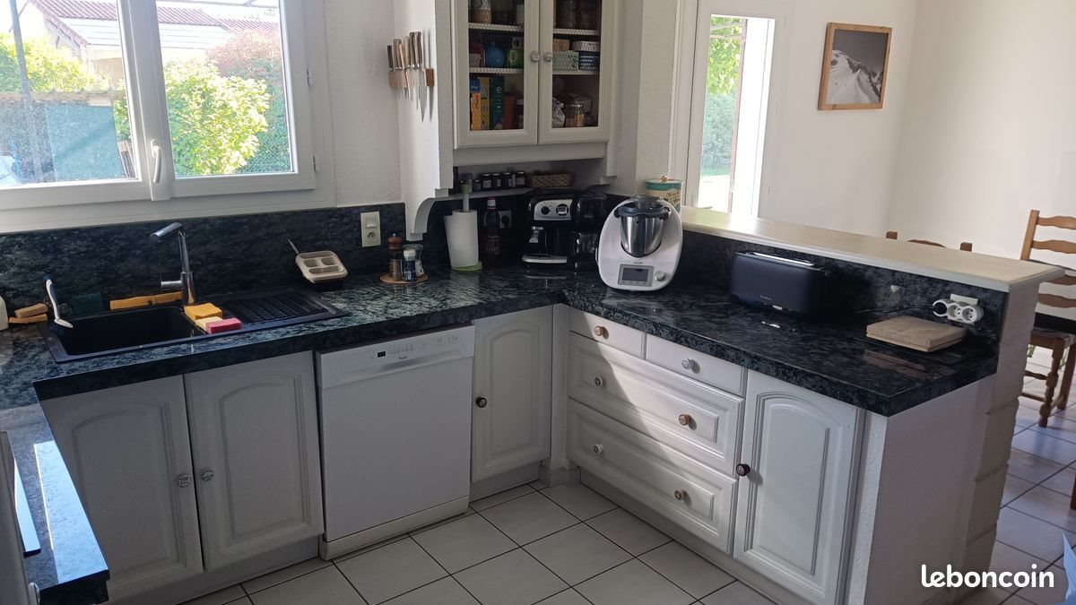 Maison à vendre, 130m², Viviers-lès-Montagnes