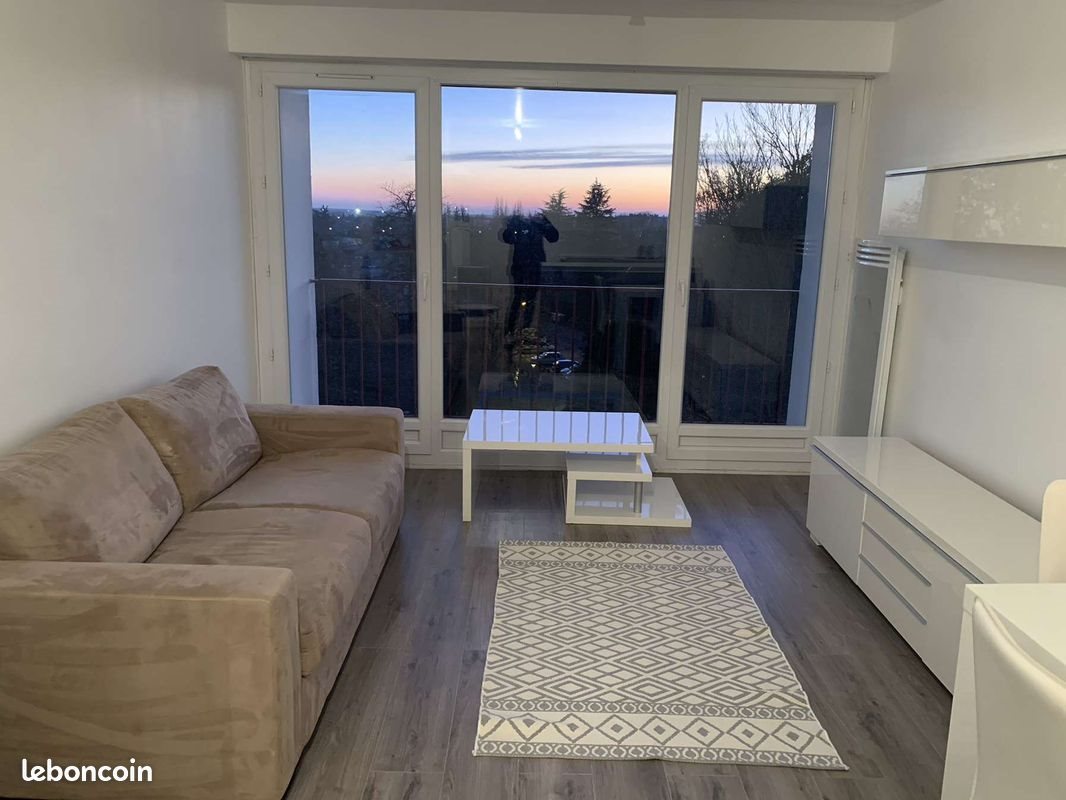 Appartement à louer, 33m², Saint-Jean-de-la-Ruelle