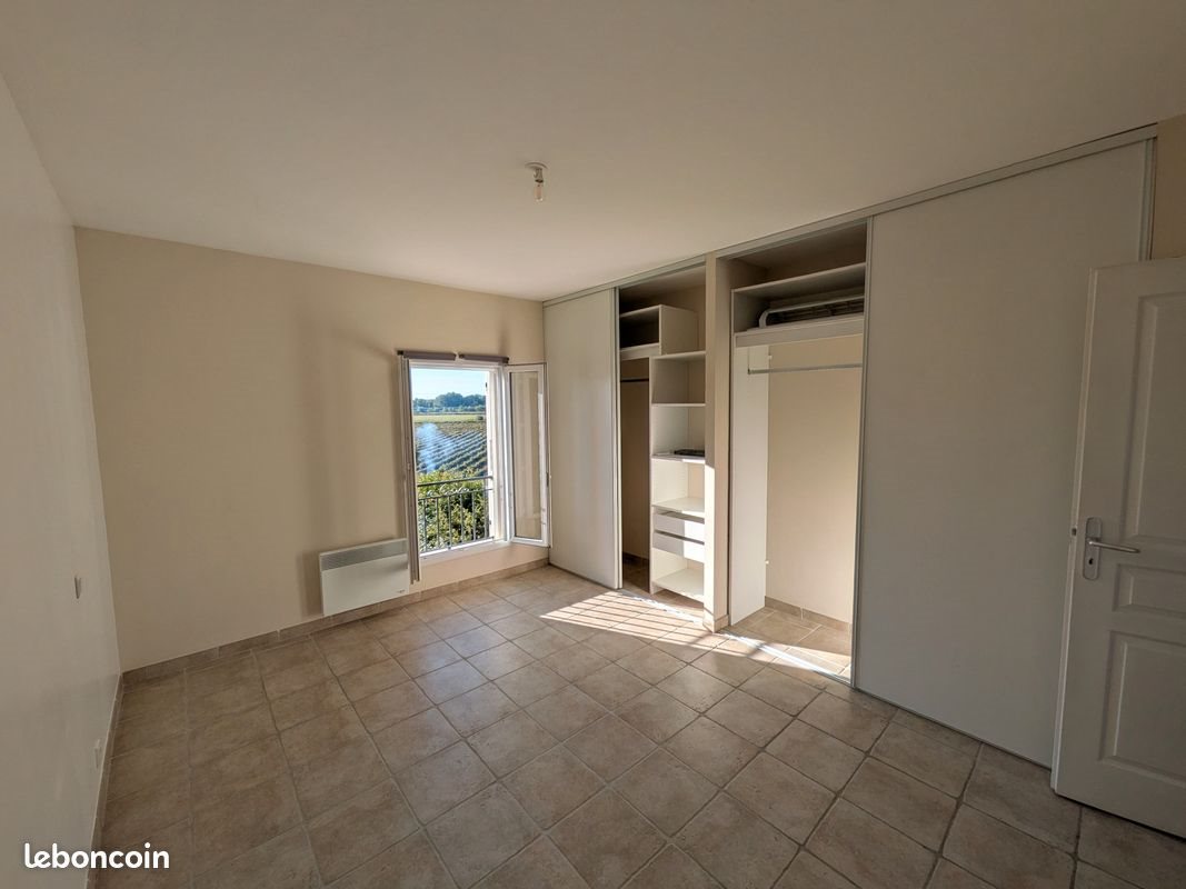 Maison à louer, 82m², Montfrin