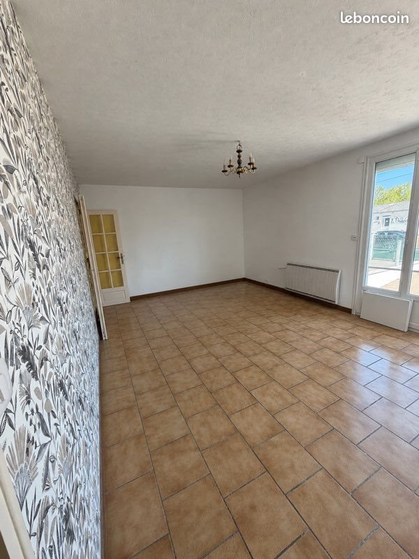 Maison à louer, 75m², Issoudun