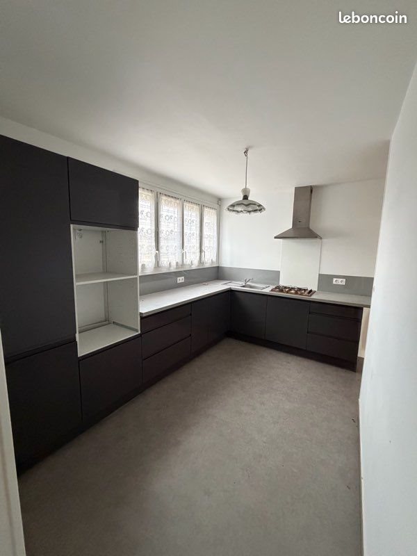 Maison à louer, 75m², Issoudun
