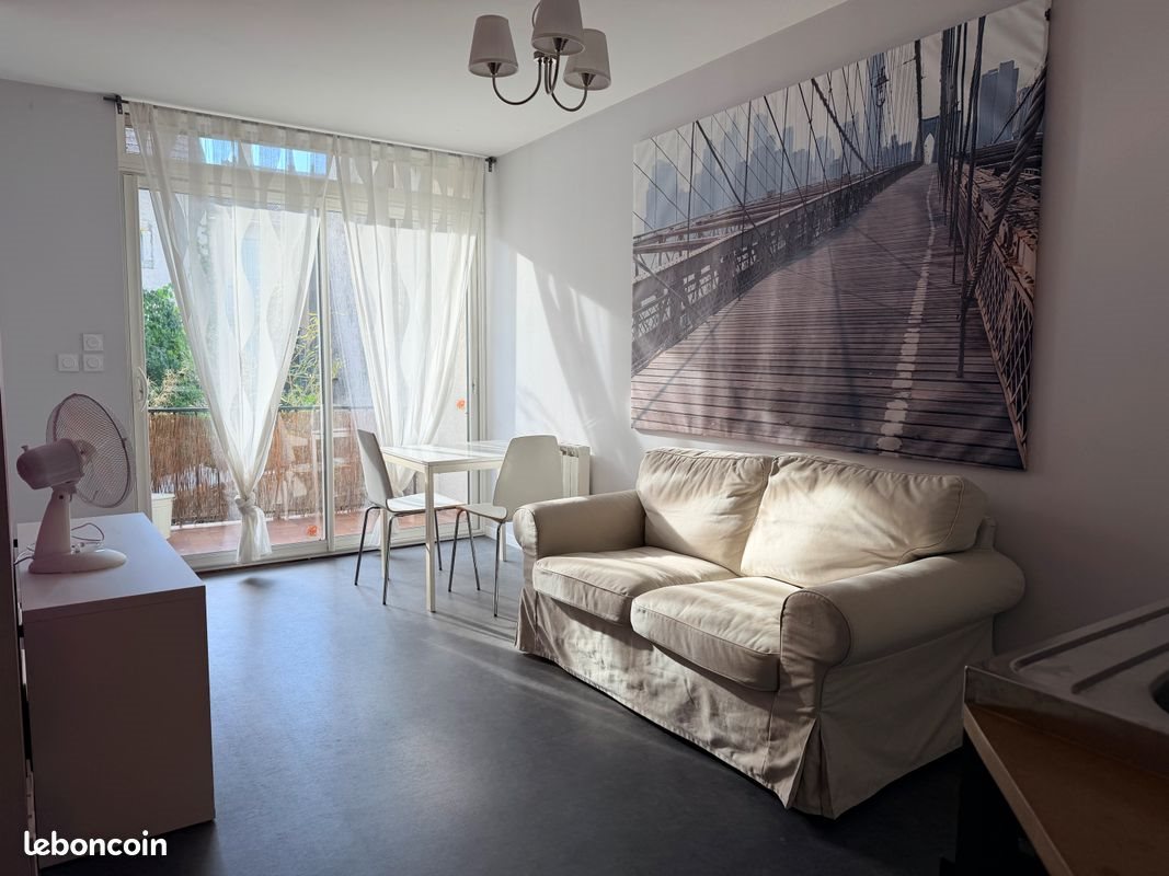 Appartement à louer, 27m², Lons-le-Saunier