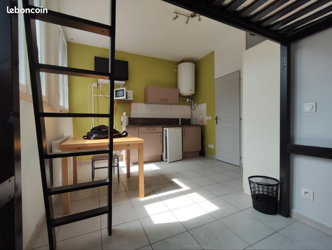Appartement à louer, 20m², Saint-Étienne