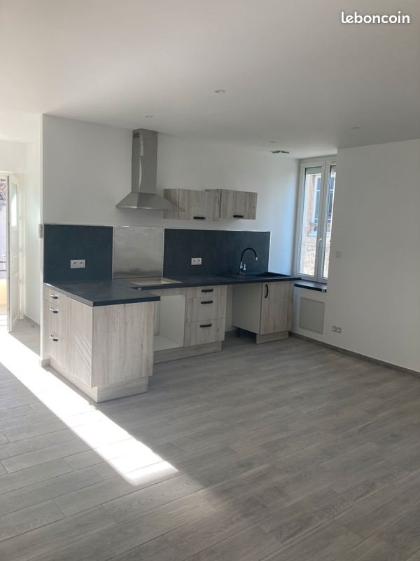 Appartement à louer, 88m², Salindres