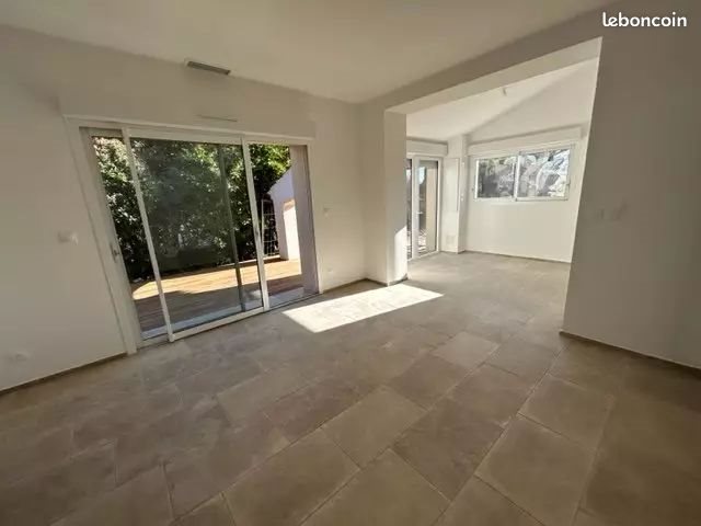 Maison à louer, 62m², Gémenos