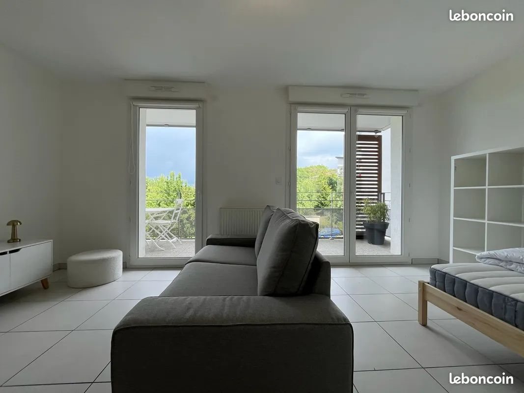 Appartement à louer, 32m², Viry