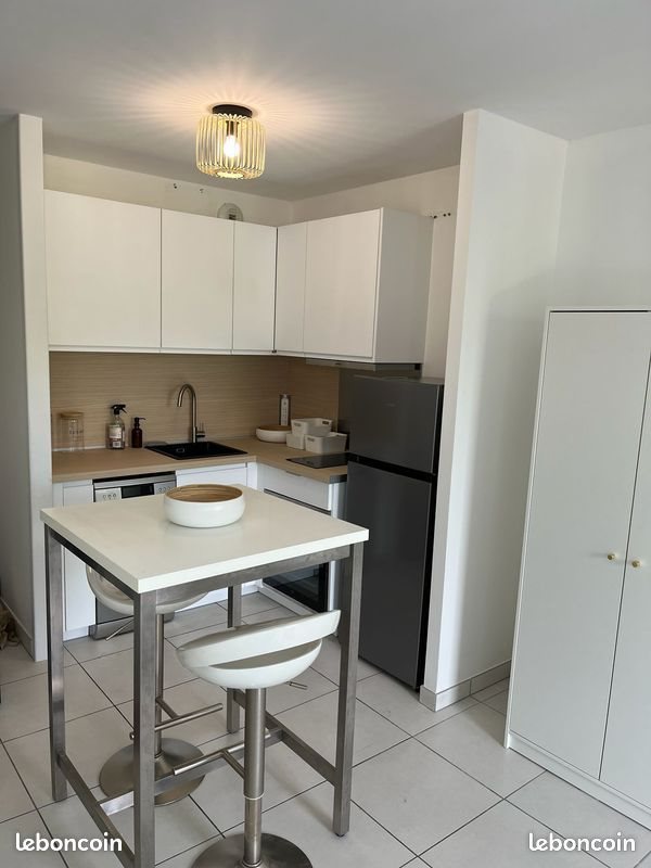 Appartement à louer, 32m², Viry