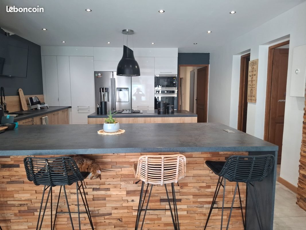 Maison à vendre, 137m², Port-Saint-Louis-du-Rhône