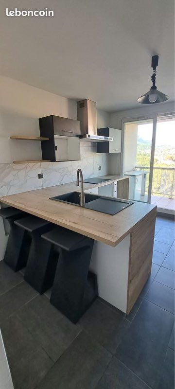Appartement à louer, 86m², Toulon