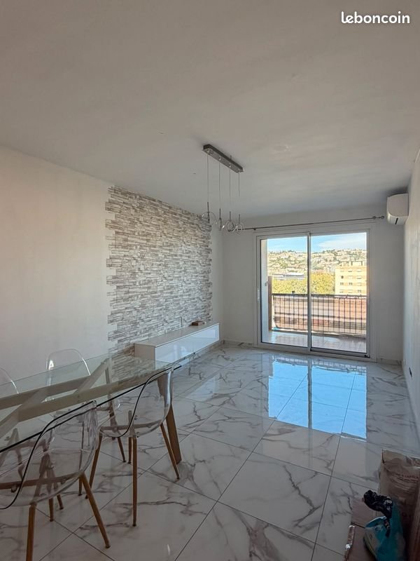 Appartement à louer, 60m², Saint-Laurent-du-Var
