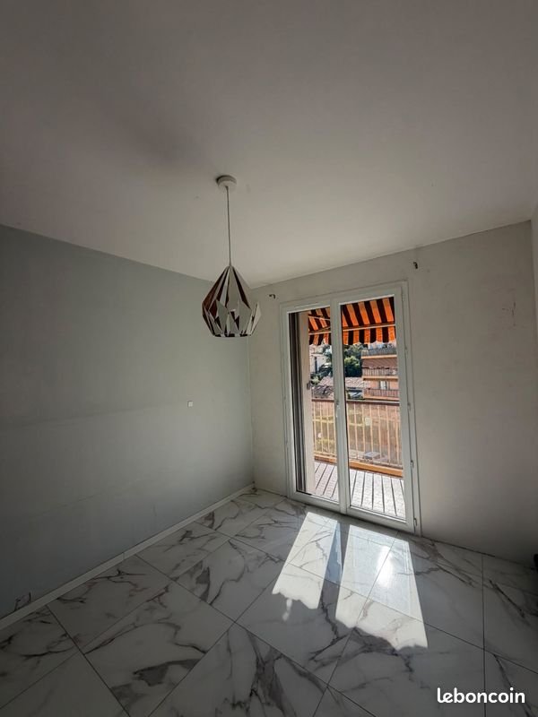 Appartement à louer, 60m², Saint-Laurent-du-Var