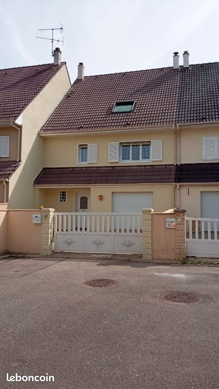 Maison à vendre, 103m², Nézel