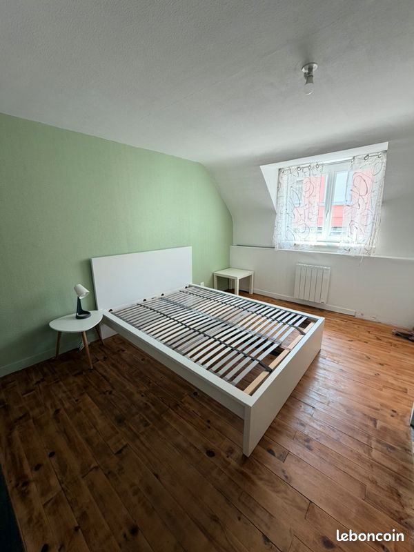 Maison à louer, 65m², Edern