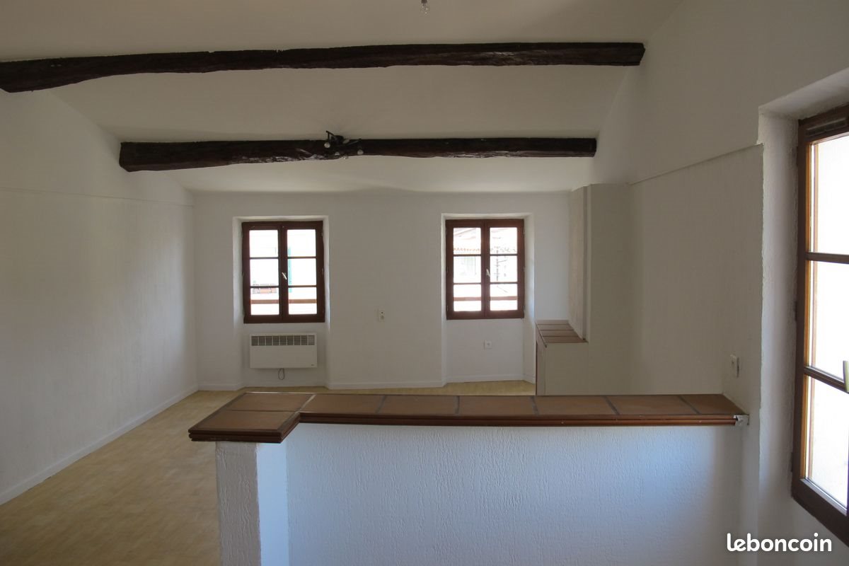 Appartement à louer, 65m², Pierrefeu-du-Var