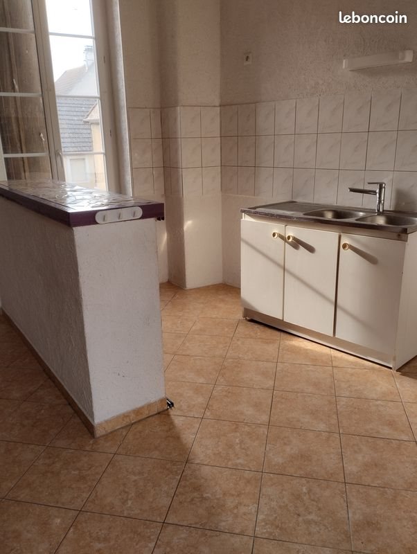 Appartement à louer, 58m², Surgy
