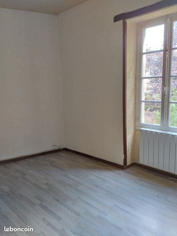 Appartement à louer, 58m², Surgy
