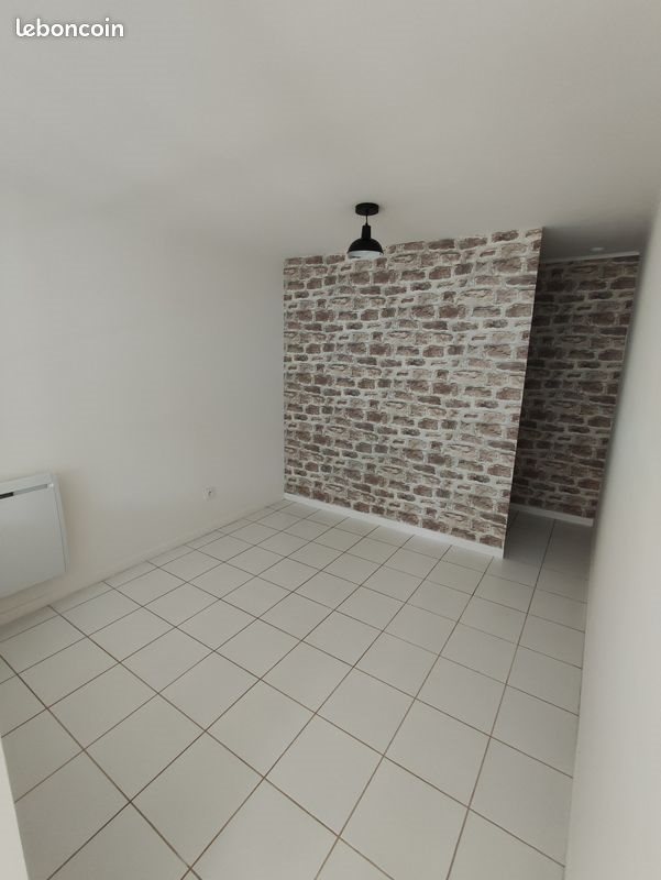 Appartement à louer, 35m², Coulombs