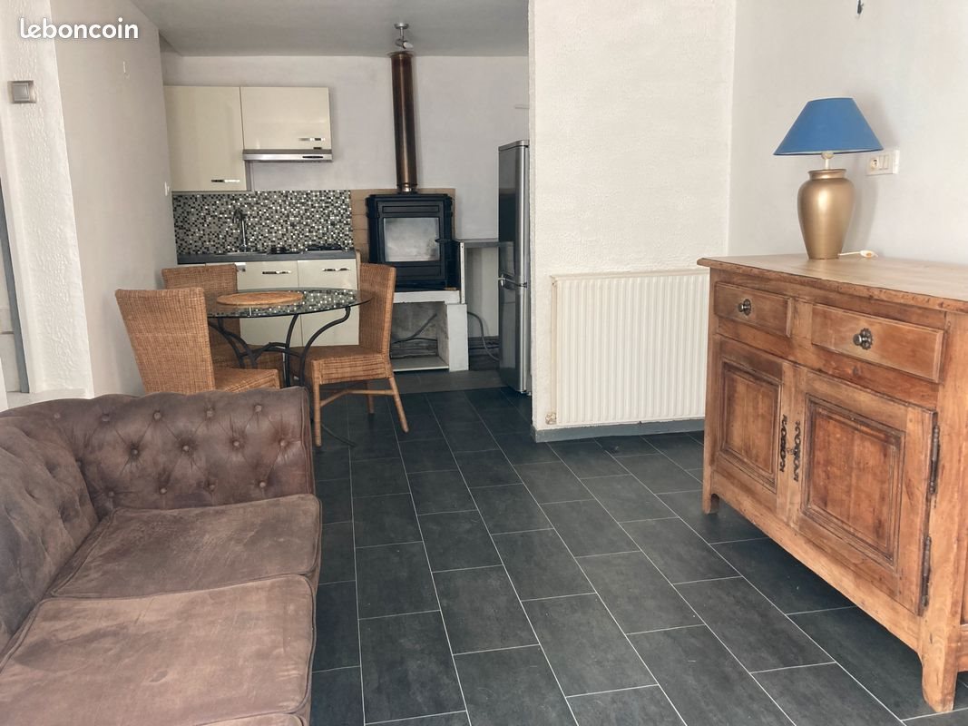 Maison à louer, 50m², Saint-Marcel-d'Ardèche