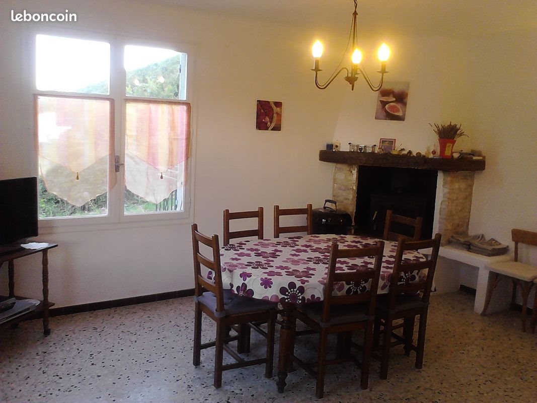 Maison à louer, 80m², Banon