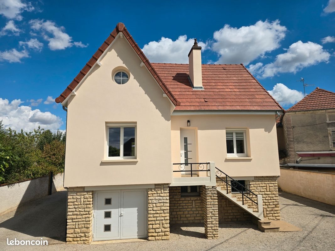 Maison à vendre, 150m², Fontaines