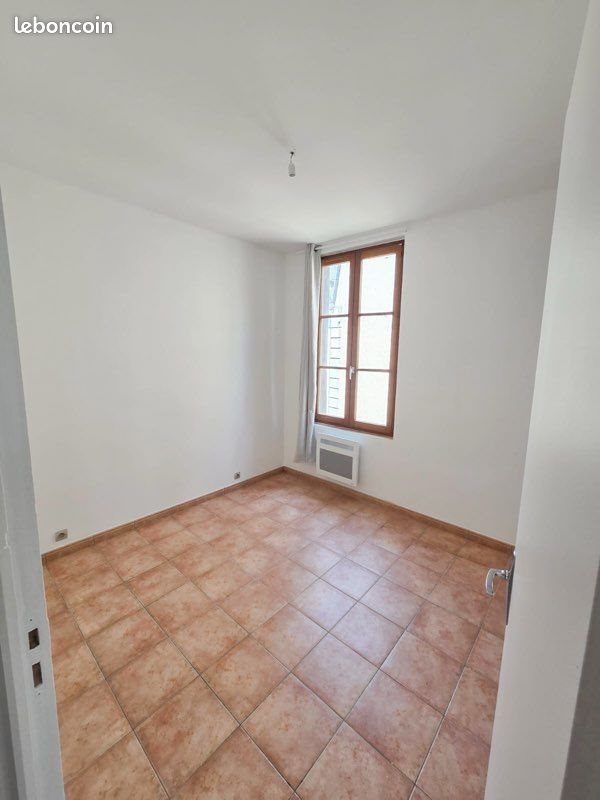 Appartement à louer, 34m², Château-Renard