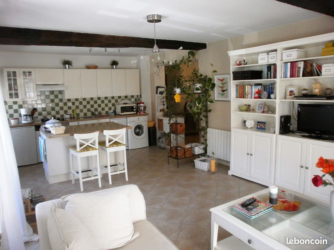 Appartement à louer, 65m², Saint Antoine l'Abbaye