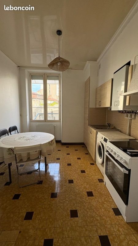 Appartement à louer, 85m², Grenoble