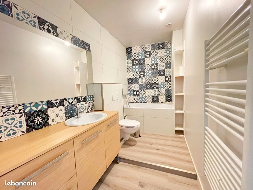 Appartement à louer, 80m², Charly