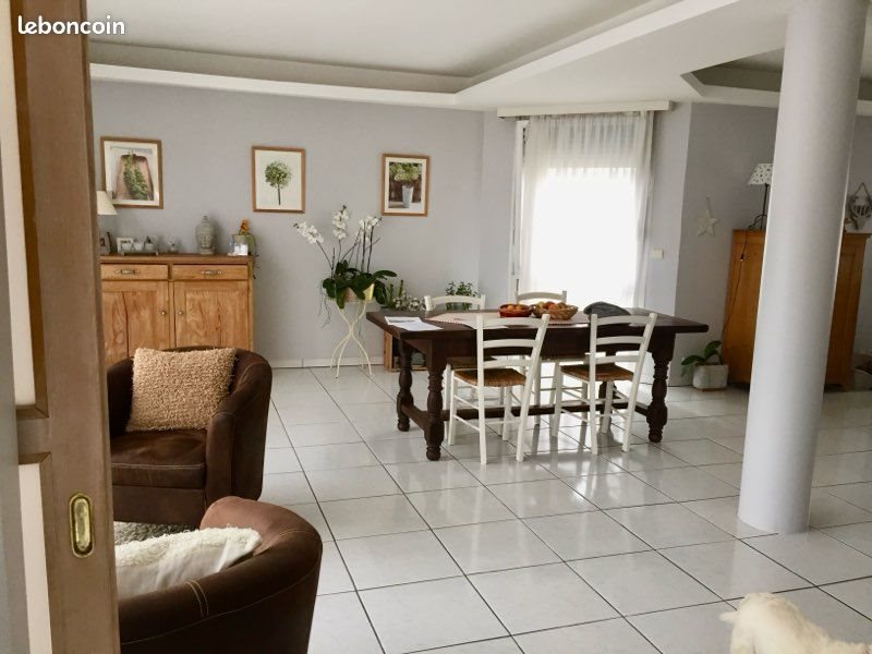 Appartement à louer, 116m², Baume-les-Dames