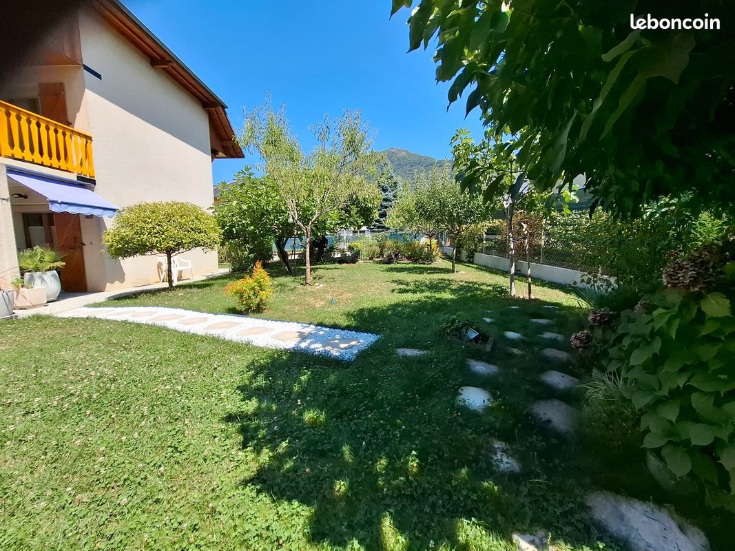 Maison à vendre, 150m², Challes-les-Eaux