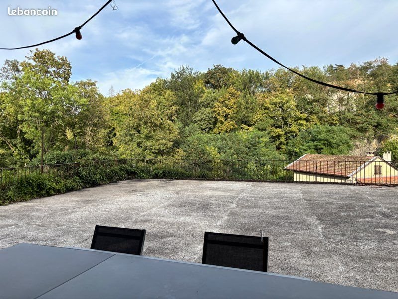 Appartement à vendre, 93m², Bourg-Argental