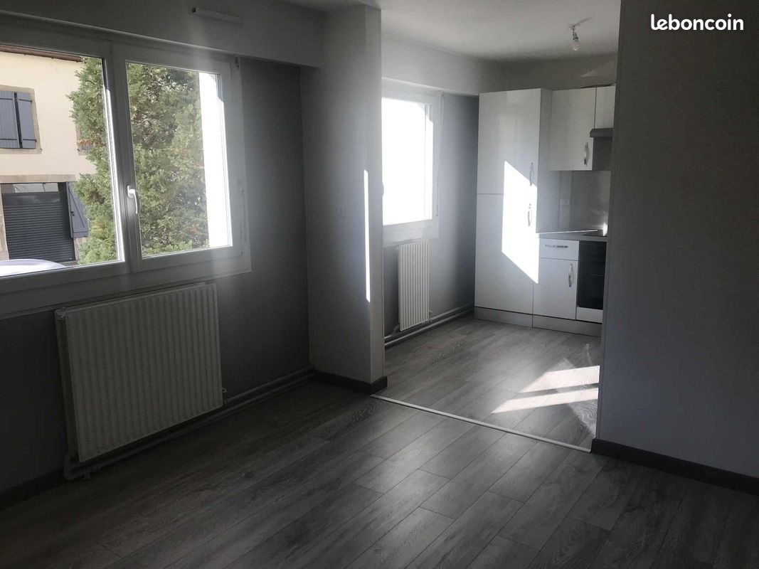 Appartement à louer, 34m², Saint-Max