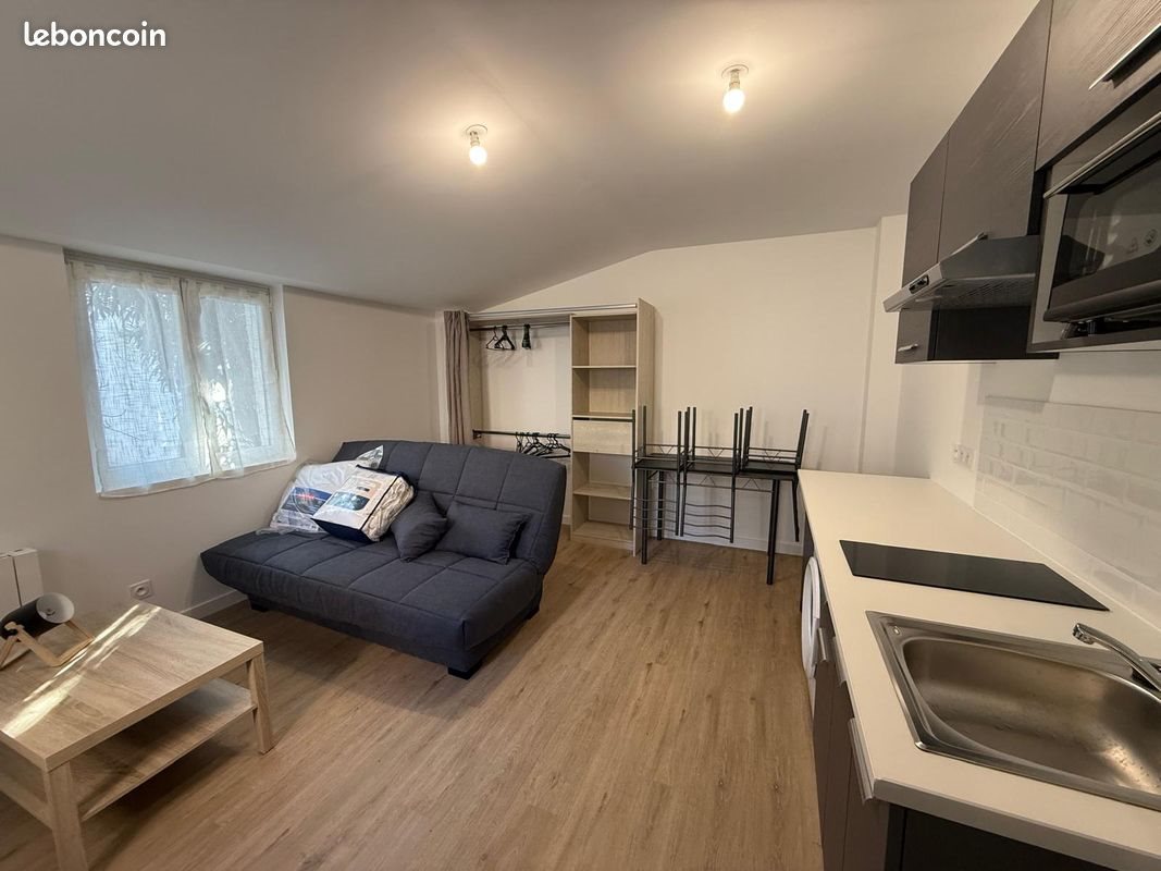 Appartement à louer, 20m², Vénissieux