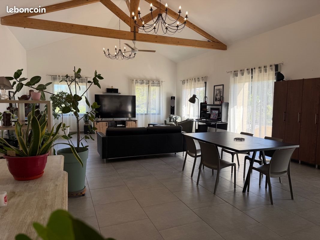 Maison à vendre, 230m², Carpentras