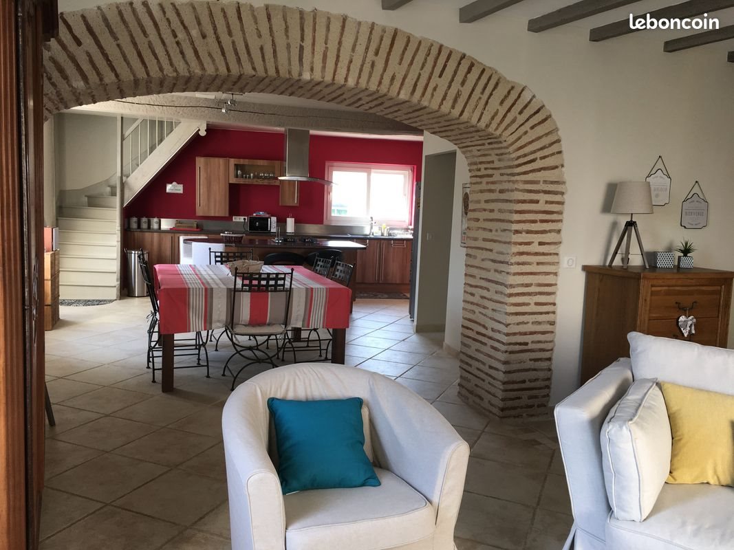 Maison à louer, 140m², Clairac