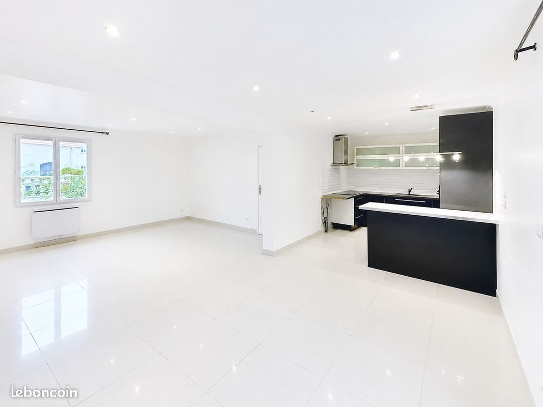 Maison à vendre, 103m², Chevincourt