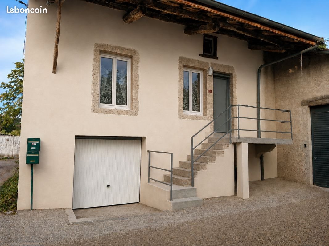 Maison à louer, 92m², Saint-Jean-le-Vieux