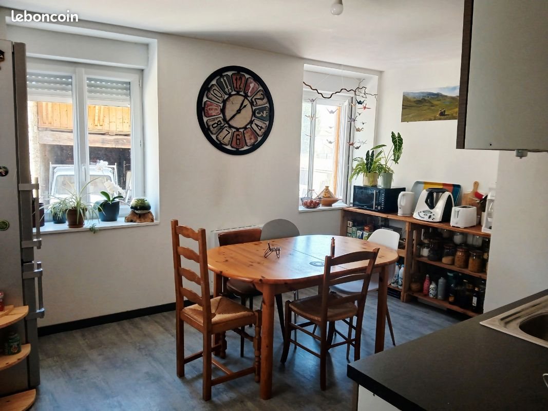 Maison à louer, 92m², Saint-Jean-le-Vieux