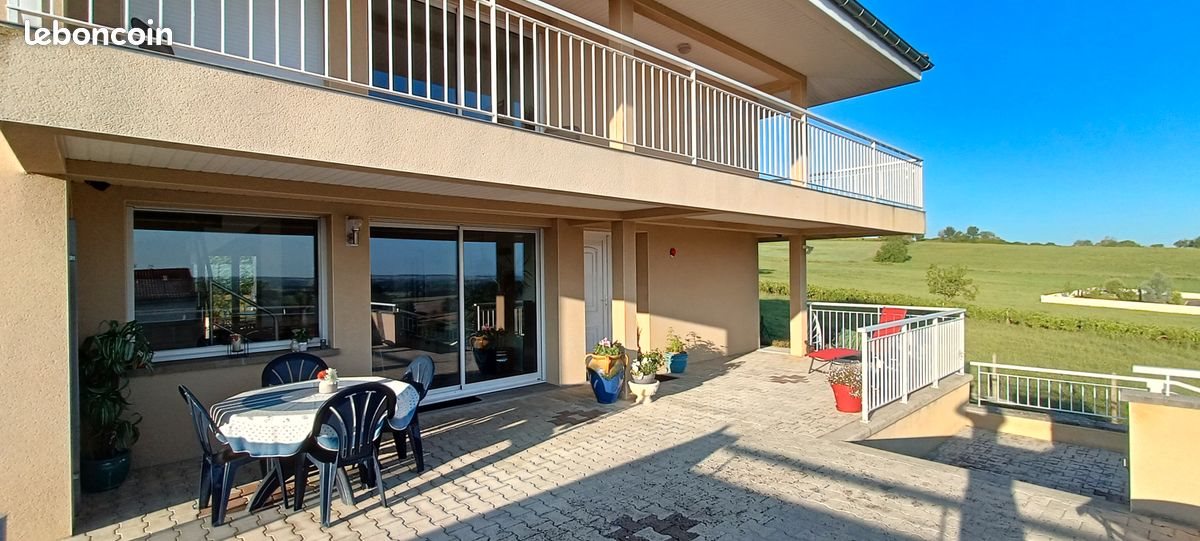 Maison à vendre, 240m², Glaine-Montaigut