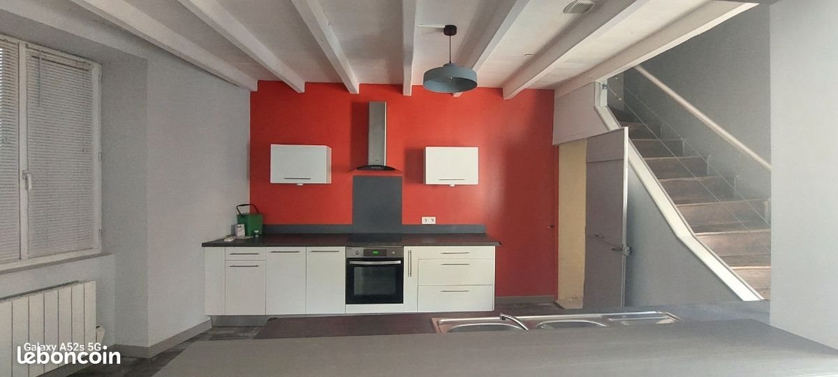 Maison à louer, 77m², Montmoreau-Saint-Cybard
