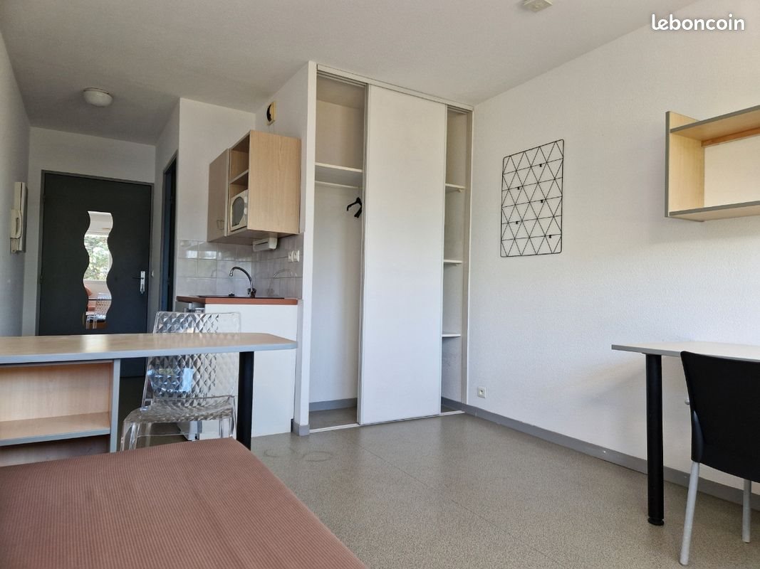 Appartement à louer, 19m², Pau