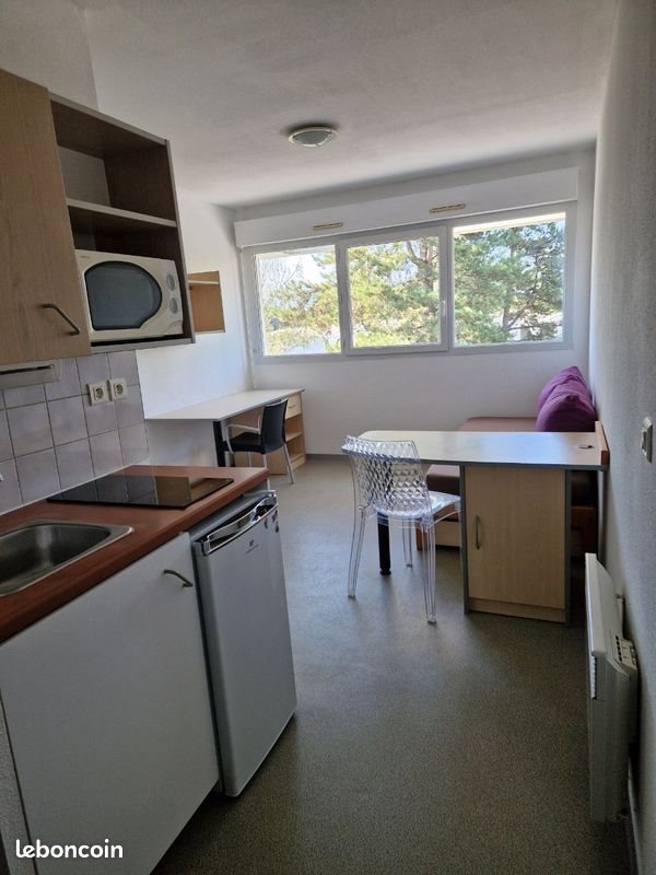 Appartement à louer, 19m², Pau