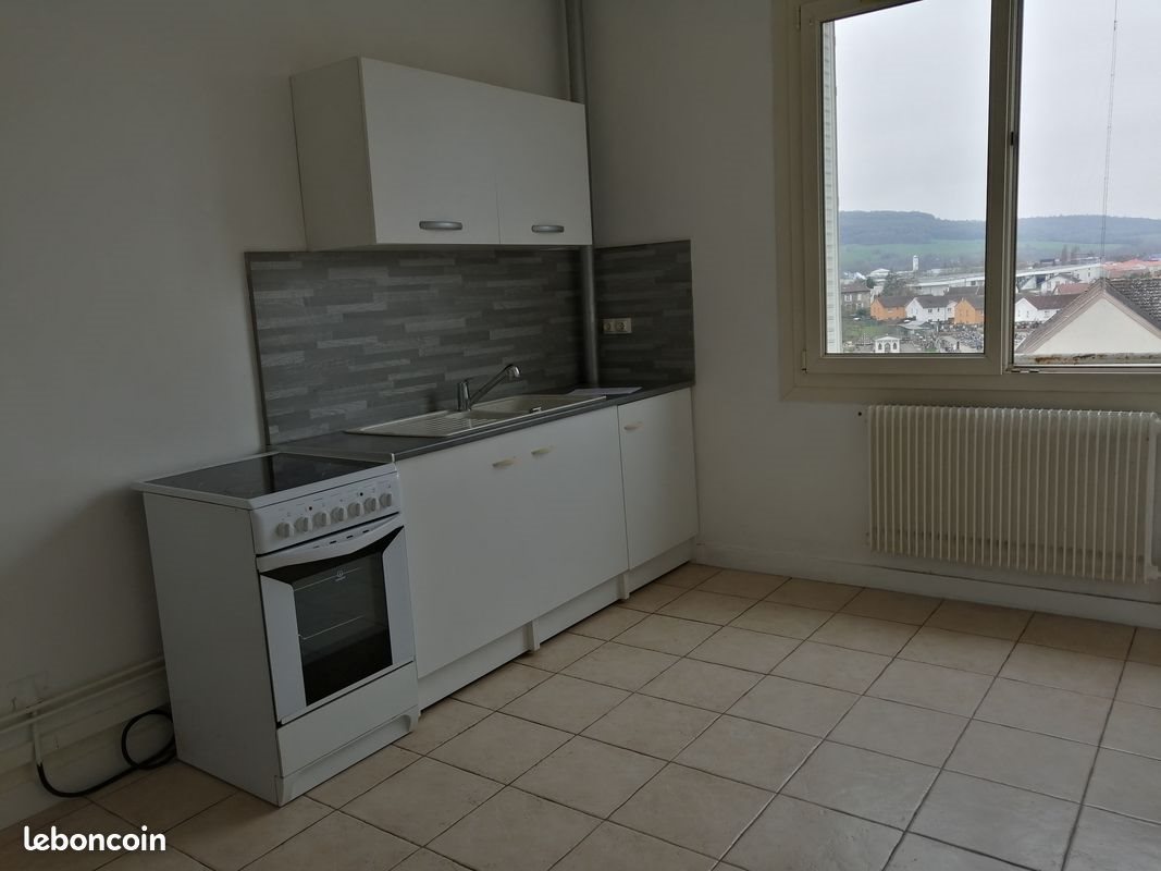 Appartement à louer, 48m², Neuves-Maisons