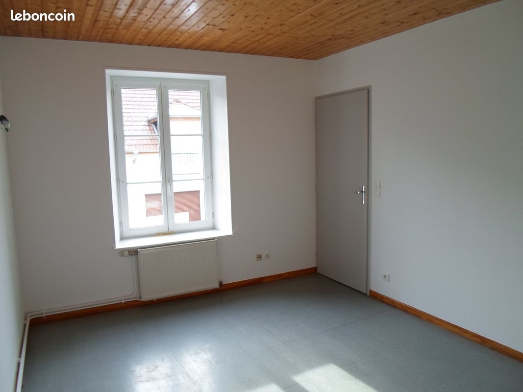 Appartement à louer, 65m², Doulaincourt-Saucourt