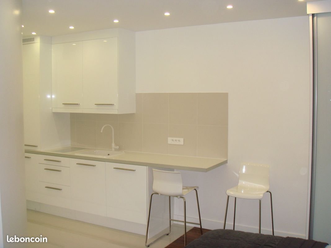 Appartement à louer, 27m², Paris 9ème